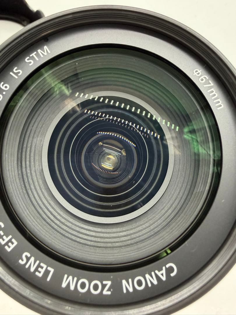 Canon キャノン EF-S18-135mm F3.5-5.6 IS STM