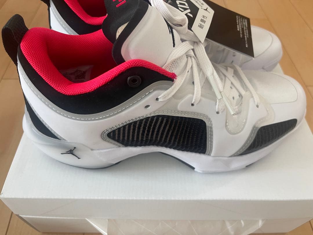 セール⭐︎エア ジョーダン 37 バスケットボールシューズ 25.5