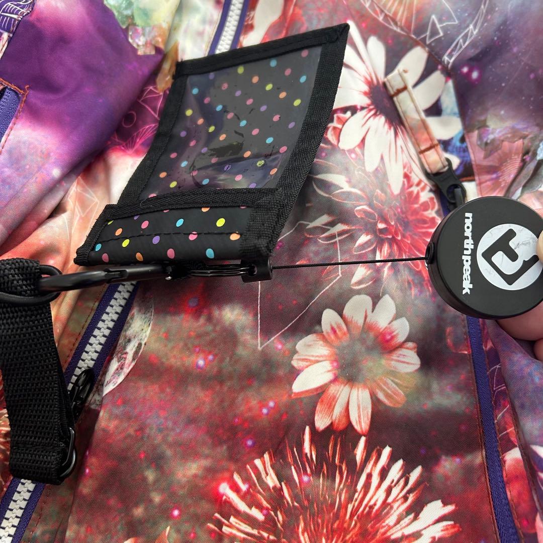 美品　ボルコム　レディース　スノーボードスキースノボウェア　パスケース付　M