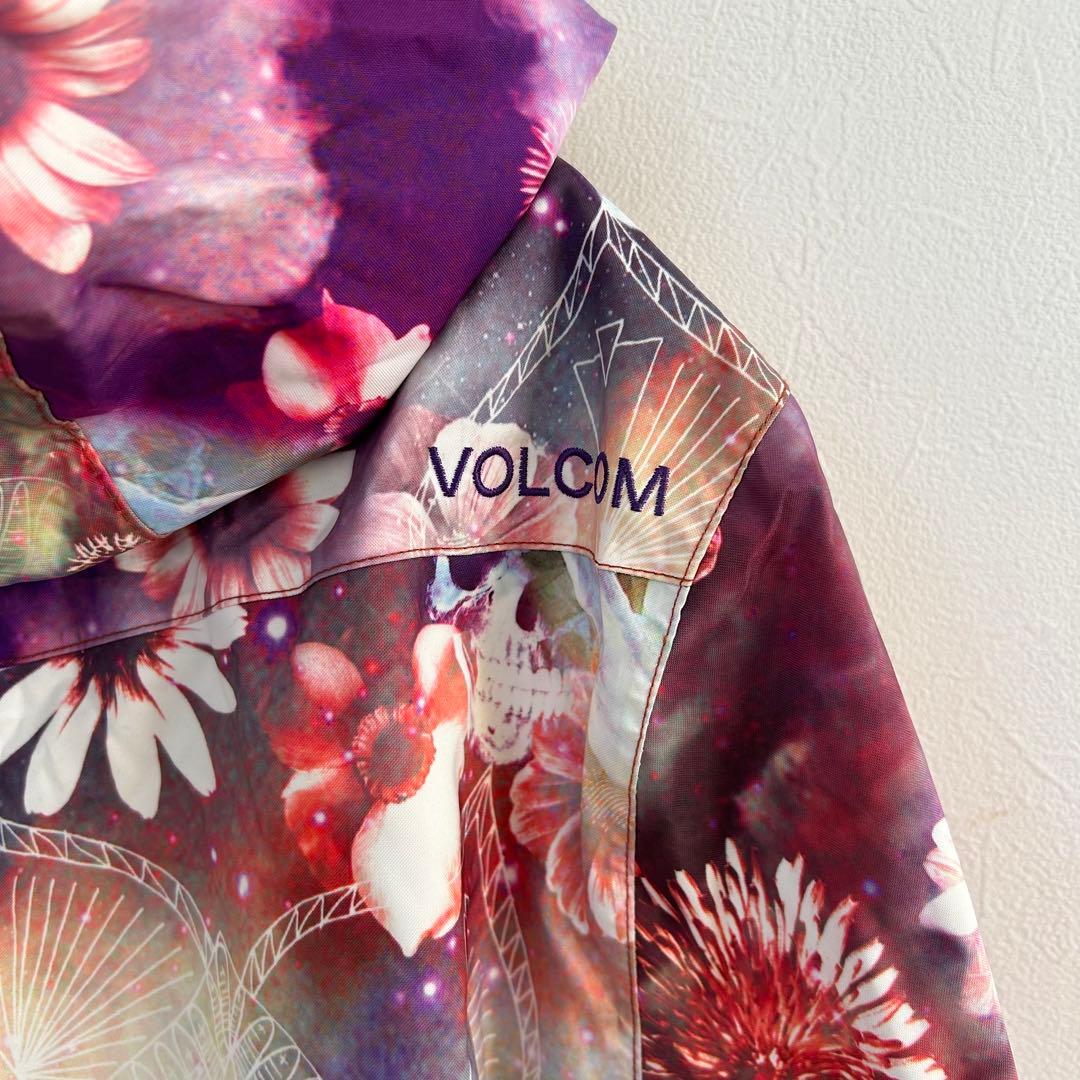 美品　ボルコム　レディース　スノーボードスキースノボウェア　パスケース付　M