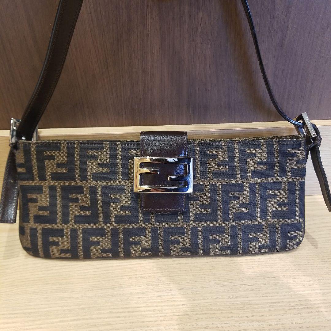Fendi FFロゴショルダーバッグ