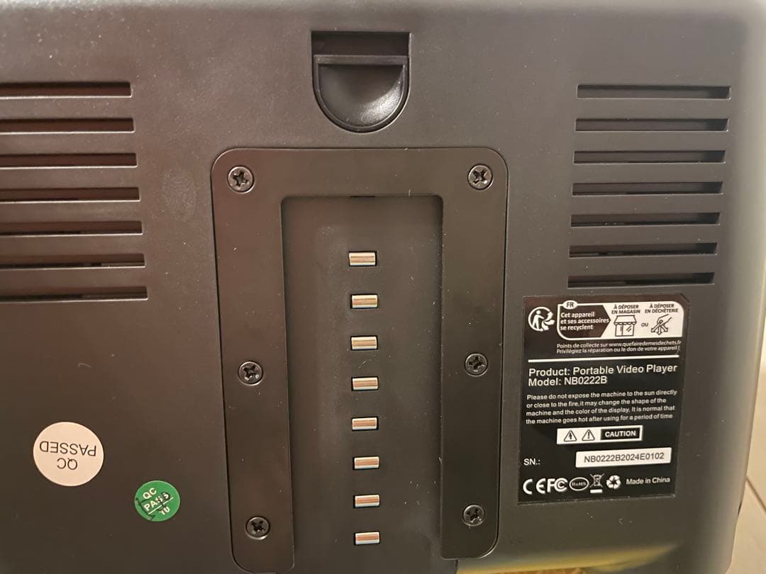 10.1インチ後部座席DVDモニター ヘッドレストモニター　スピーカーHDMI