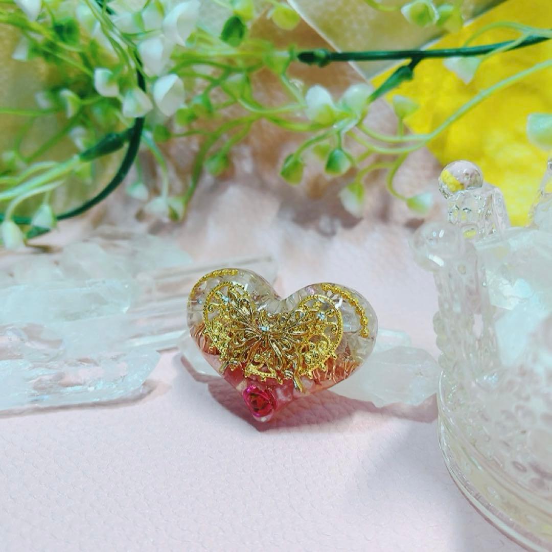 癒しのオルゴナイト❤️オーラクォーツ＋インカローズのハート型♡