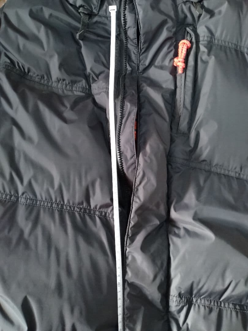 VOLCOM　ダウンスノーボードウェアМサイズ 中古品