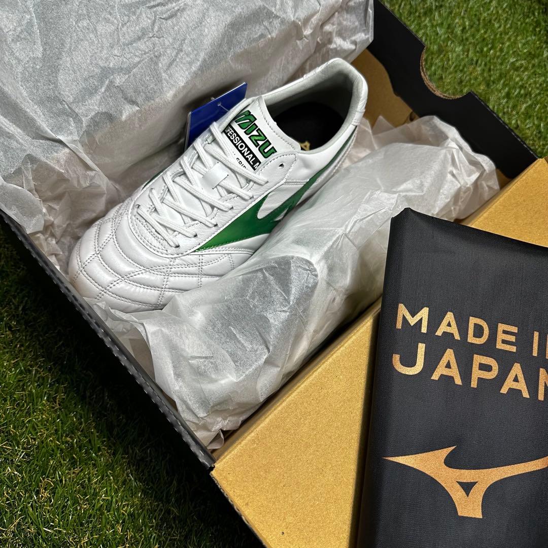 ミズノ　モレリア2ジャパン　ペイントカスタムモデル　26.0㌢