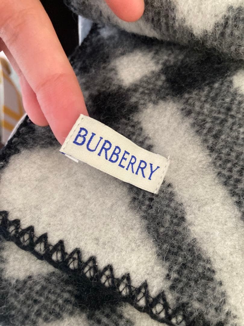 Burberry チェック　ウールマフラー