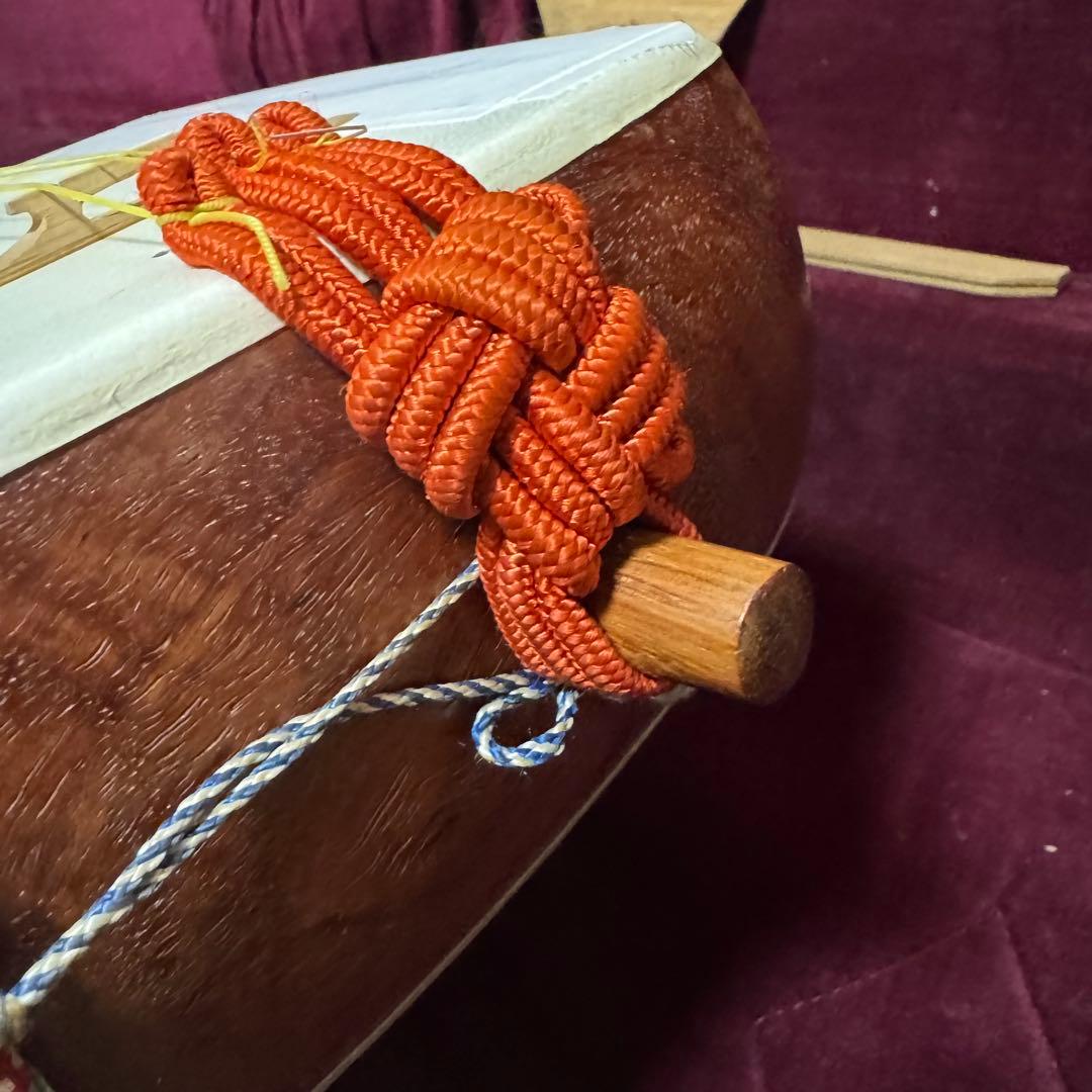 初心者オススメ　中棹　三味線　セット　撥　胴かけ　駒　ハードケース　花梨　丸打胴