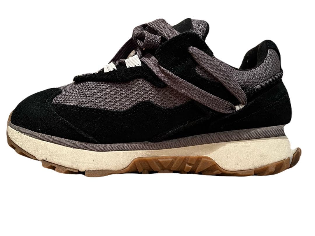 UGG ブラック スニーカー　RETROFI LOW