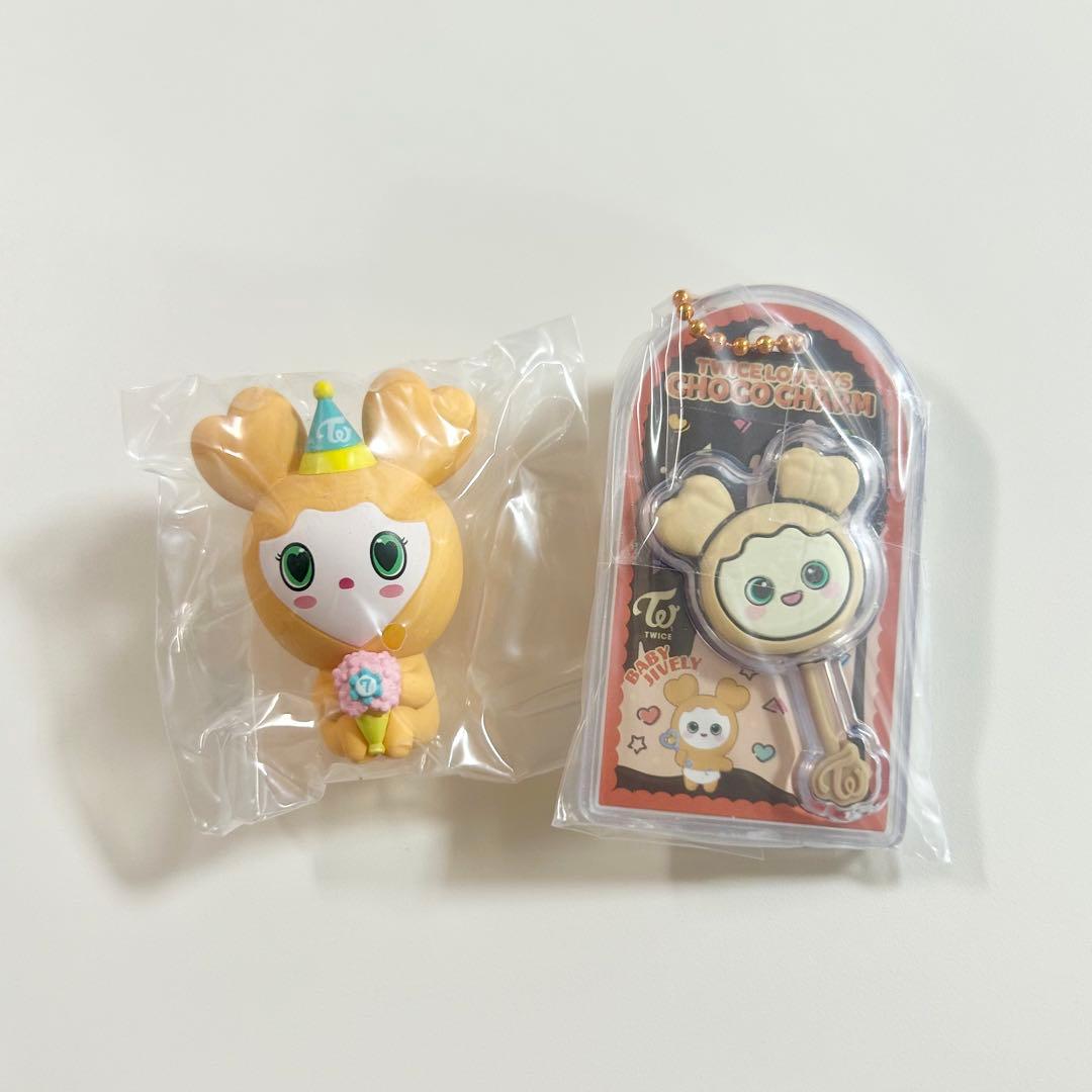 TWICE LOVELYS ジヒョちゃんセット - メルカリ