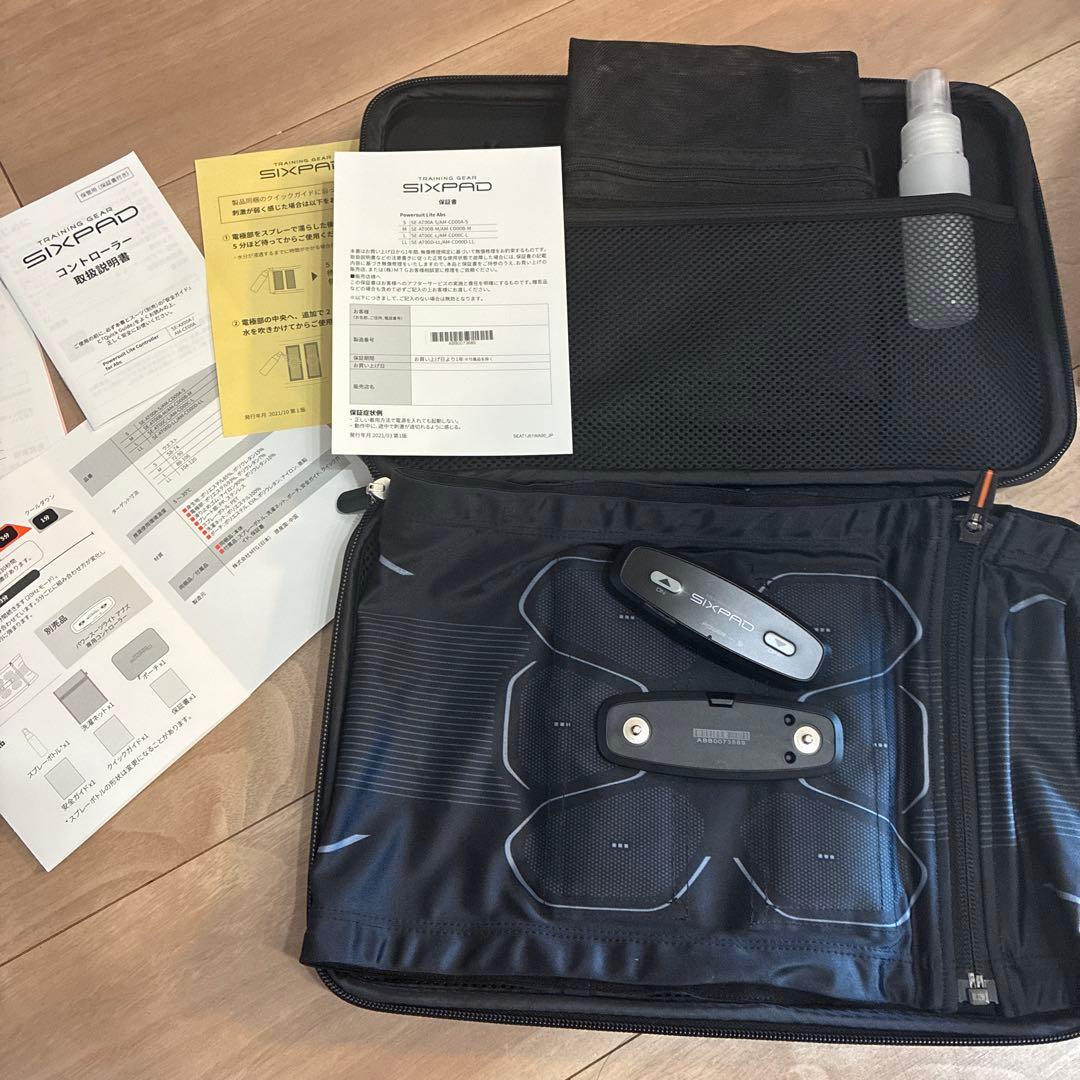 ケ*ー様 【美品】SIXPADパワースーツ M