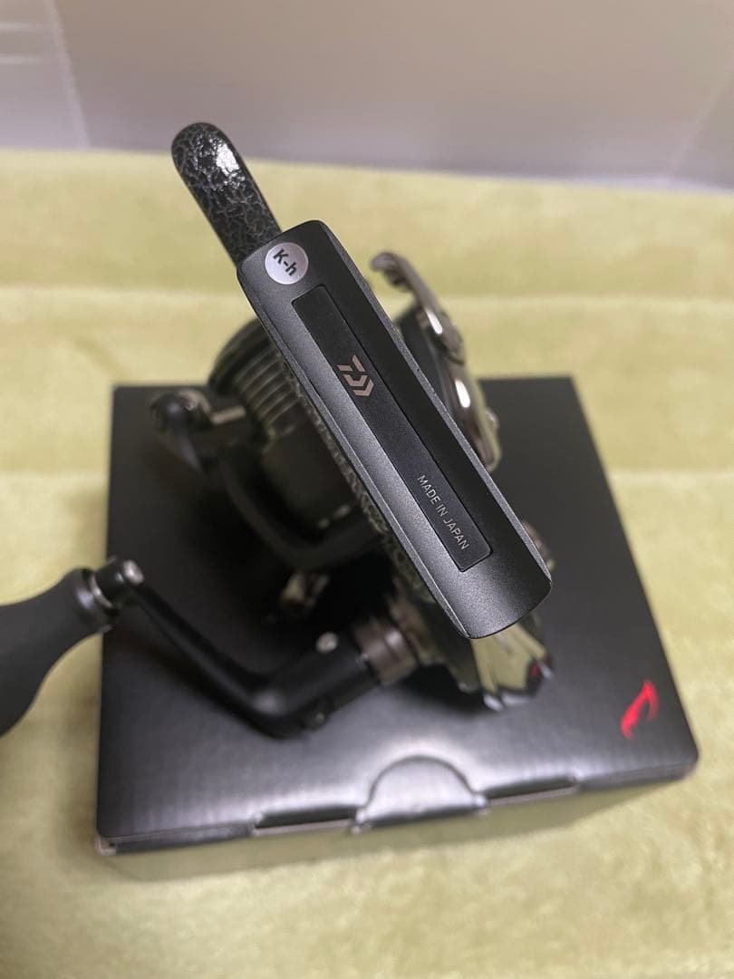 ダイワ 25 銀狼 LBQD