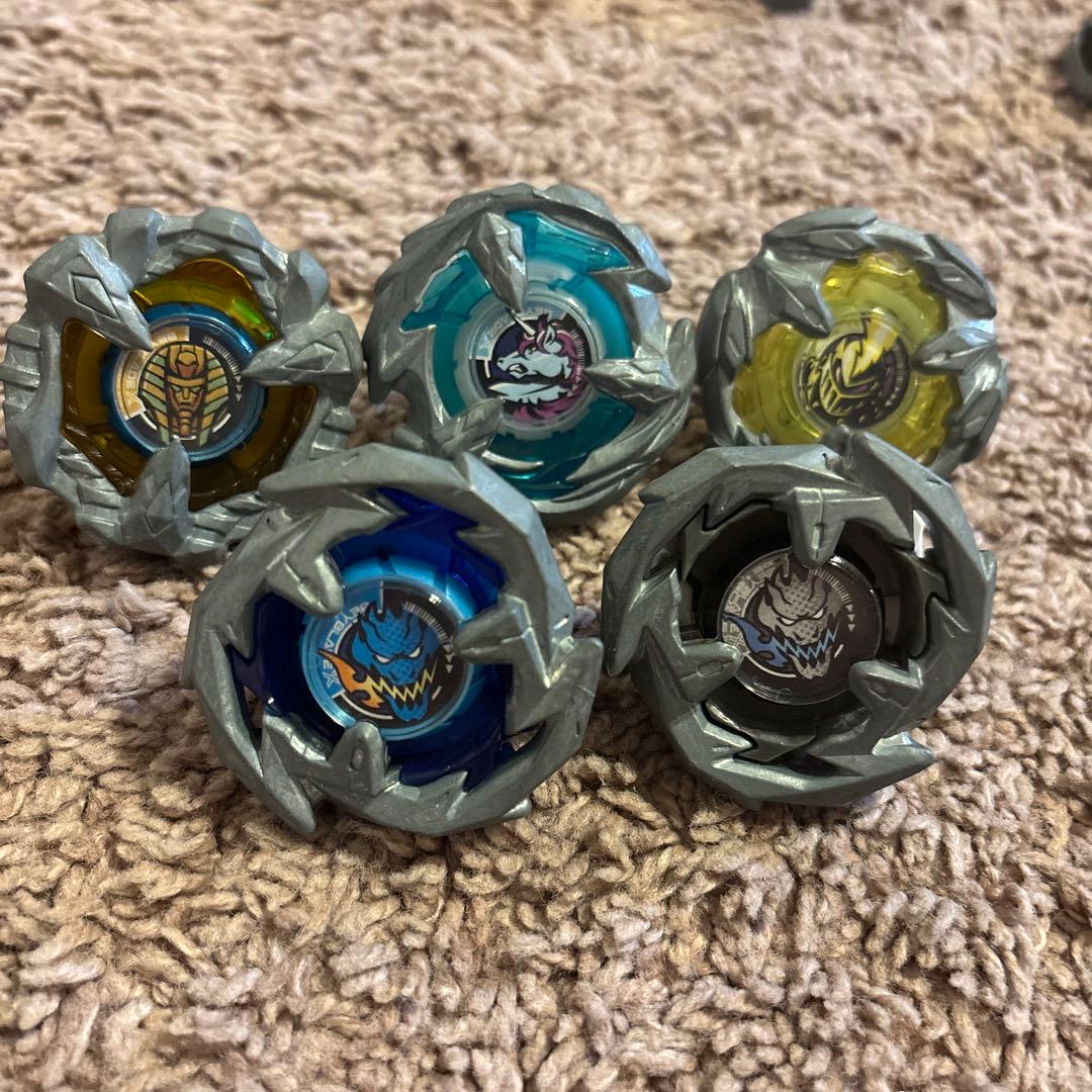 ベイブレードX まとめ売り　23個＋スタジアム　レアあり