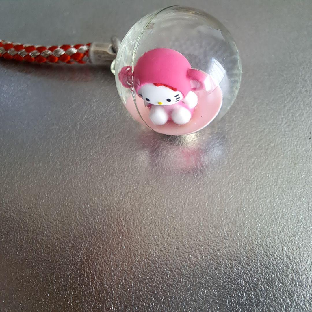 d*9様 ハローキティ　変身おサル　ウォーターボール　根付け