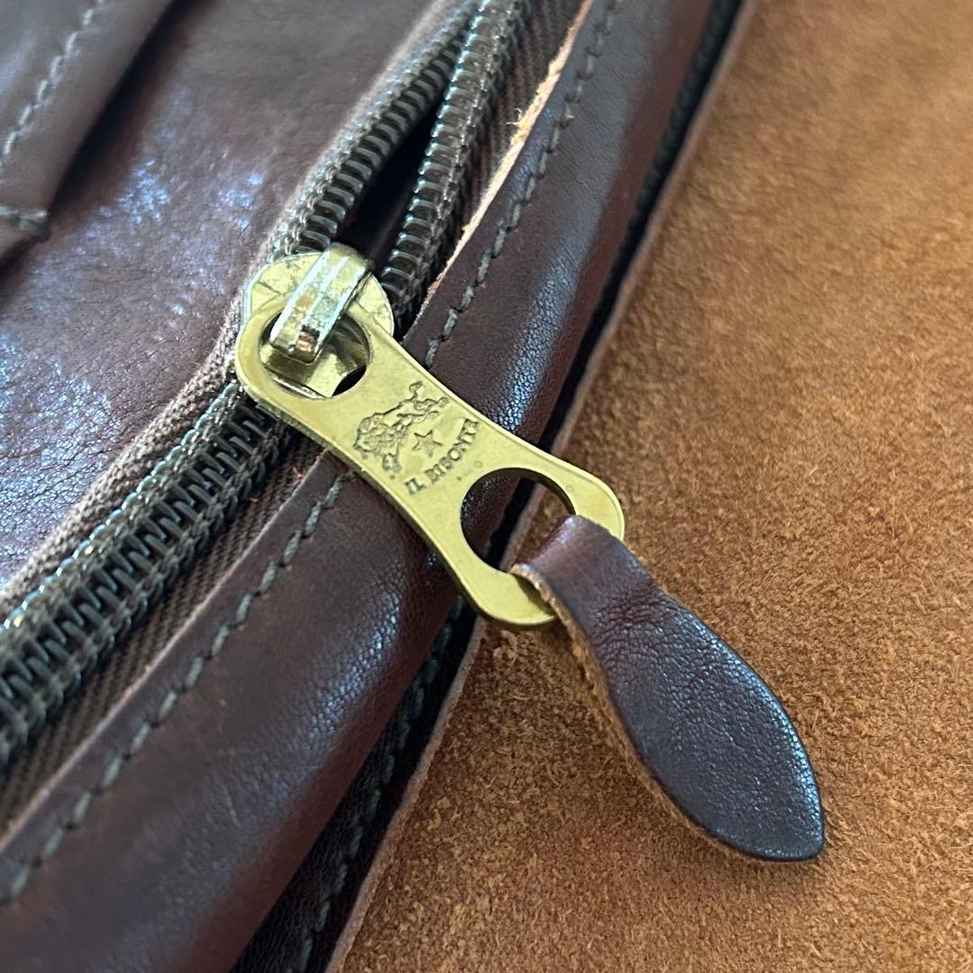 イルビゾンテ　ボディバッグ　ダークブラウン　ユニセックス