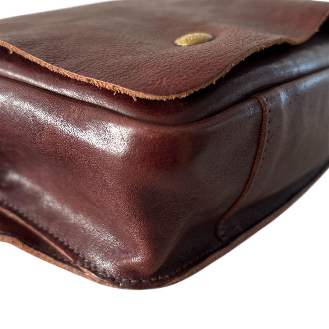 イルビゾンテ　ボディバッグ　ダークブラウン　ユニセックス