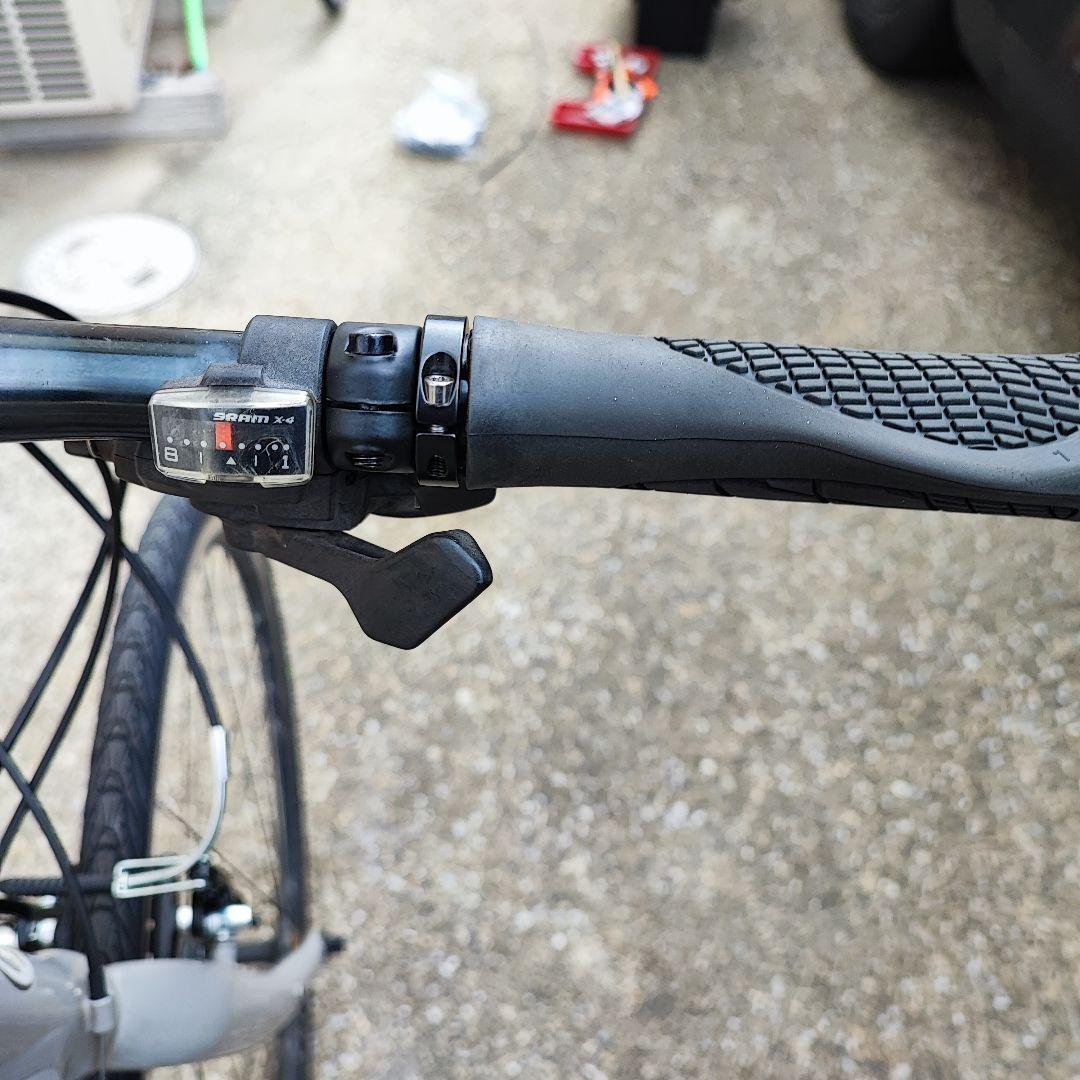 福岡発 GIANT エスケープ R3 グレー ジャイアント 新品パーツ多数