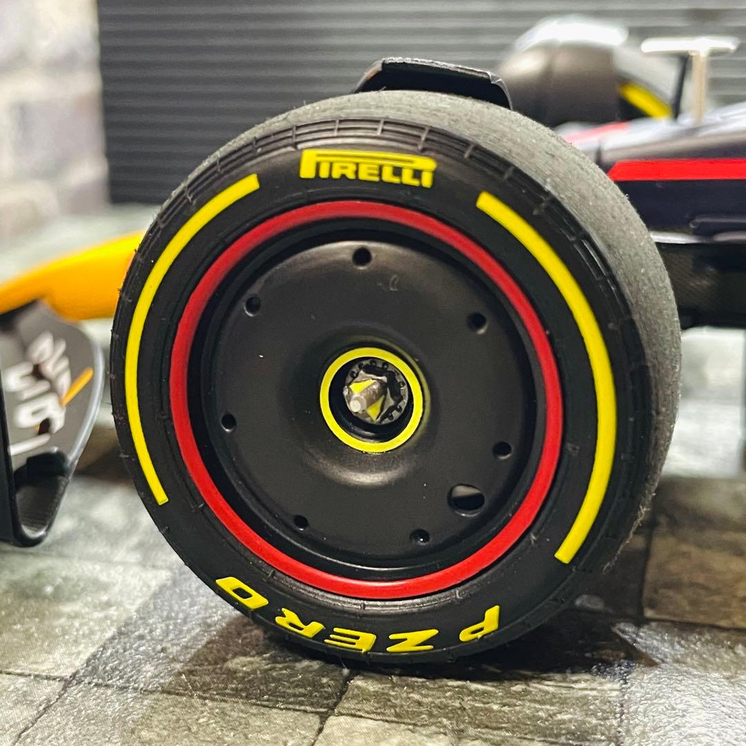 1/18 PMA レッドブル ホンダ RB18 2022 M.フェルスタッペン