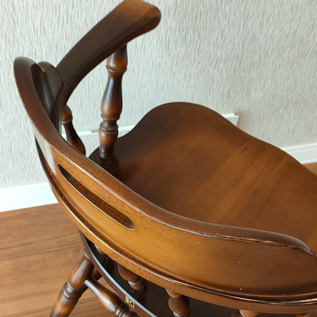 飛騨産業　アームチェア　ダイニングチェア　持ち手　ろくろ脚