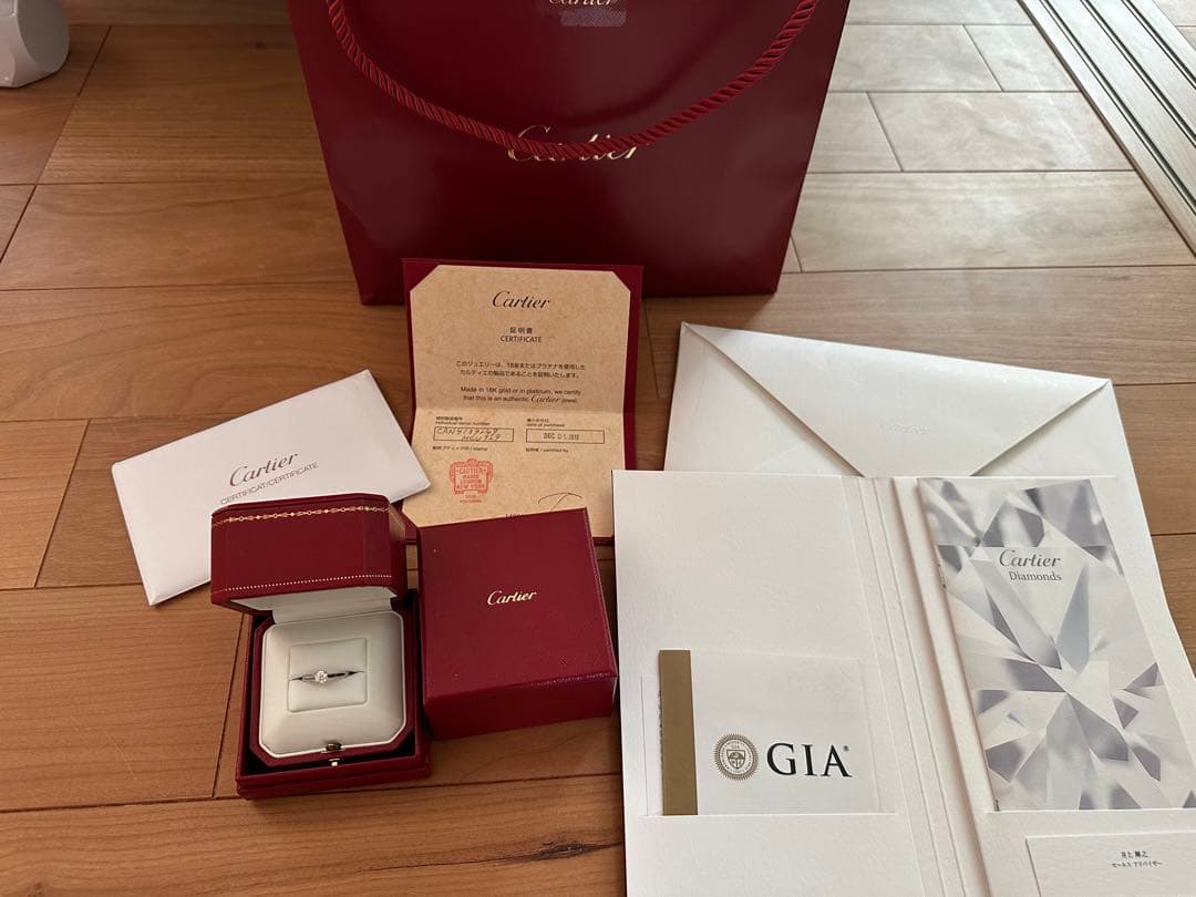 カルティエ婚約指輪【Nariさん専用】