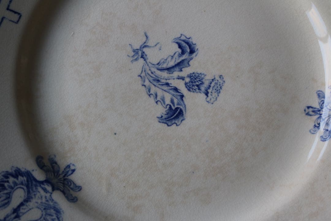 Luneville　ロレーヌ　プレート　アザミ　十字架　フランス　アンティーク