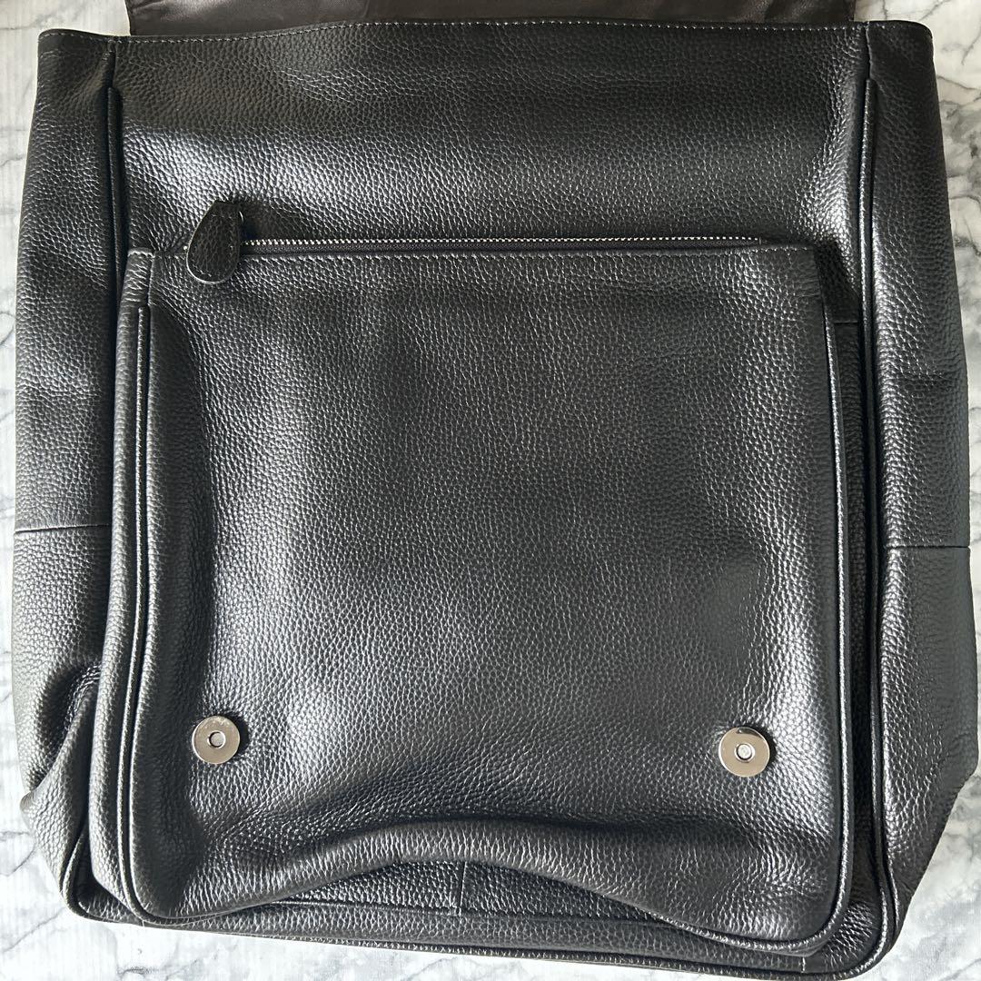 リュックサック ビジネスリュック　バックパック　デイパック レザー　本革　シボ革