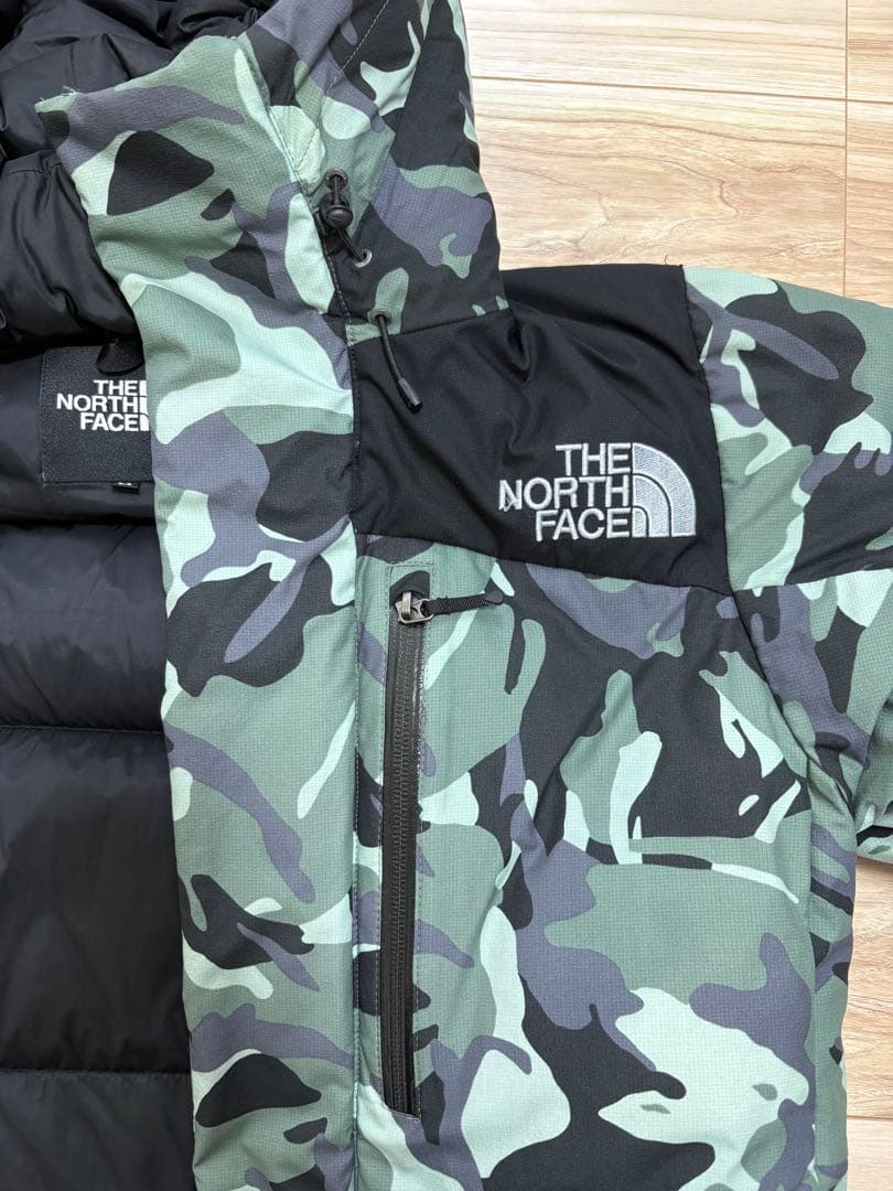 THE NORTH FACE カモフラージュ ダウンジャケット