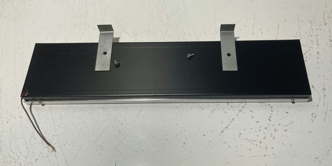 ワンマンアンドン820カーテンレール挟み込み取り付け仕様