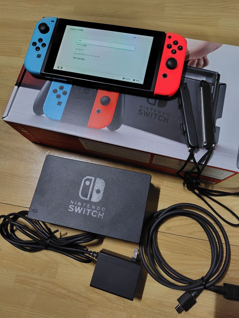 Nintendo Switch ネオンレッド/ブルー 本体 初期