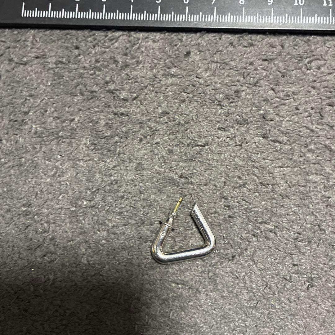 CAREERRING TRIANGLE 501（片耳のみ）