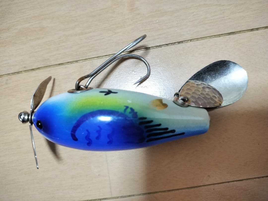 痴虫　沼海馬　ルリビタキ