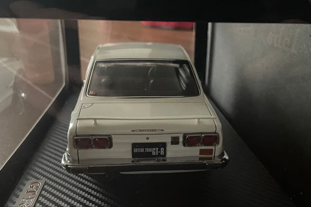 IG3235 1/18 Nissan Skyline 2000 GT-R IG3235 1⁄18 Nissan Skyline