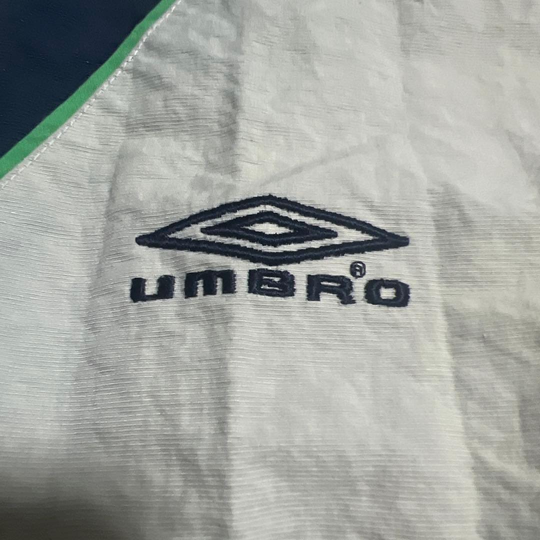 UMBRO アイルランド代表 ジャケット M程度 短丈