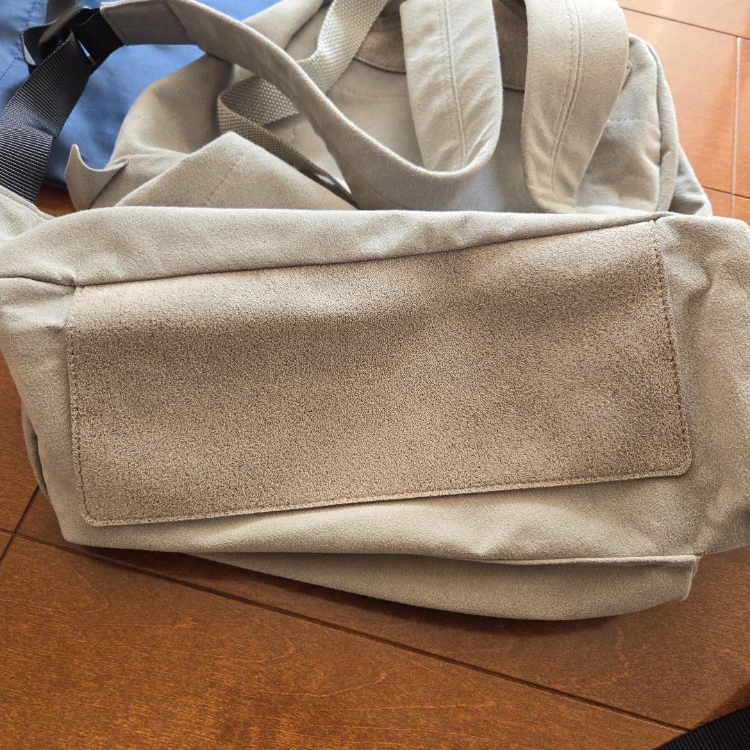 zattu/ マイクロファイバー スエードデイパック 　グレー