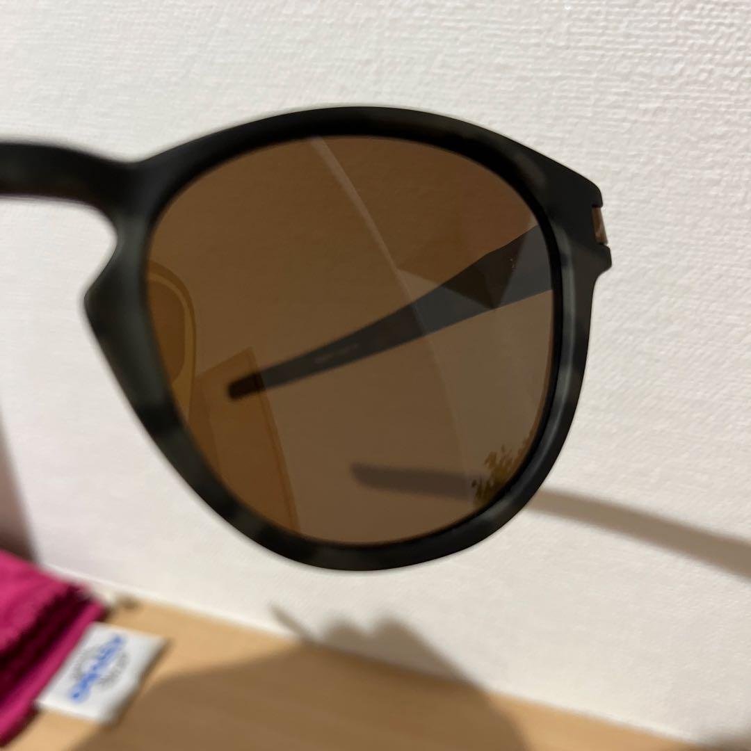 Oakley オークリー latchラッチ　サングラス