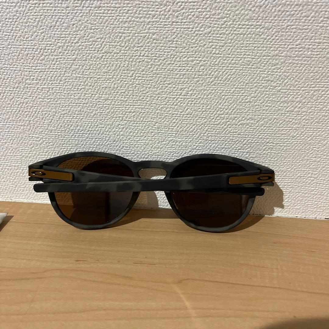 Oakley オークリー latchラッチ　サングラス