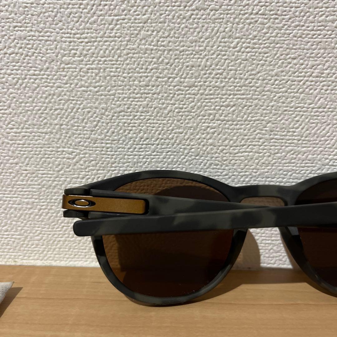 Oakley オークリー latchラッチ　サングラス