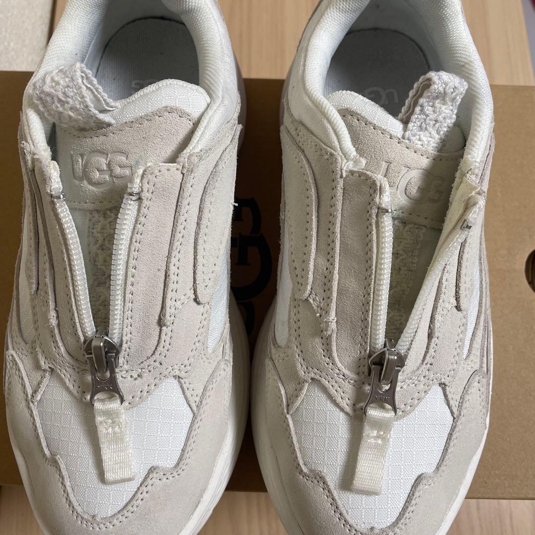 UGG レディーススニーカー