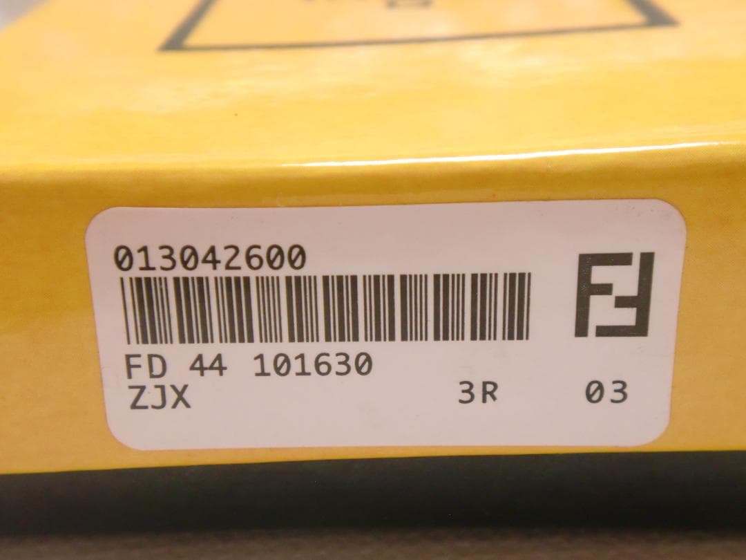 新品■FENDI■6連キーケース♪■ズッカ■ブラウン♪