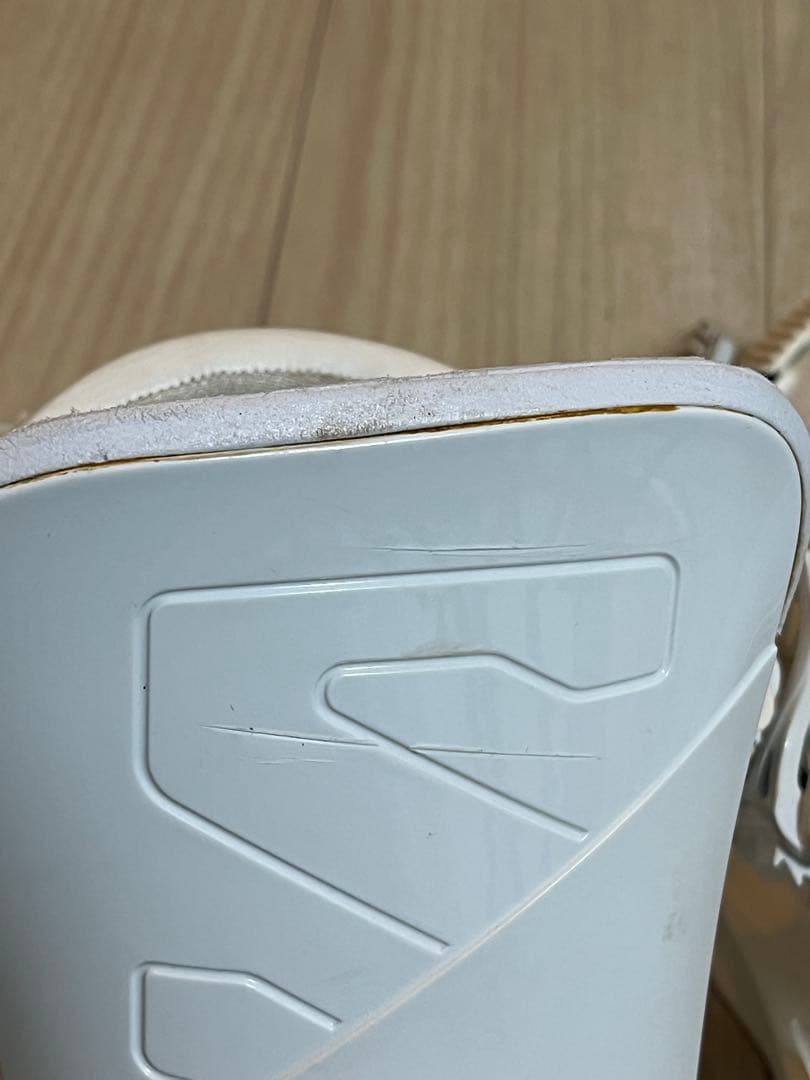 サロモン　トリガー　ビンディング ホワイト Mサイズ