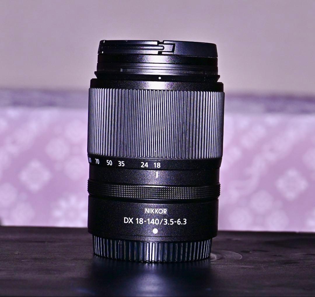 NIKKOR DX 18-140mm f/3.5-6.3 ズームレンズ