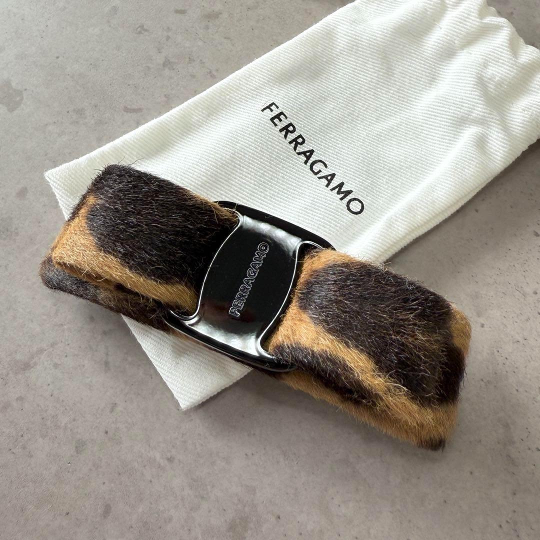 【新品未使用】FERRAGAMO フェラガモ バレッタ レオパード ヒョウ柄