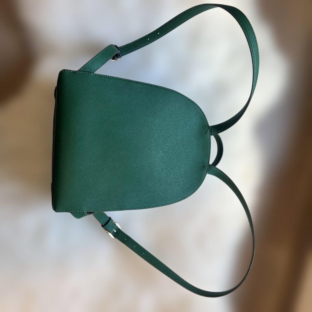 TORY BURCH グリーン アーチ型リュック