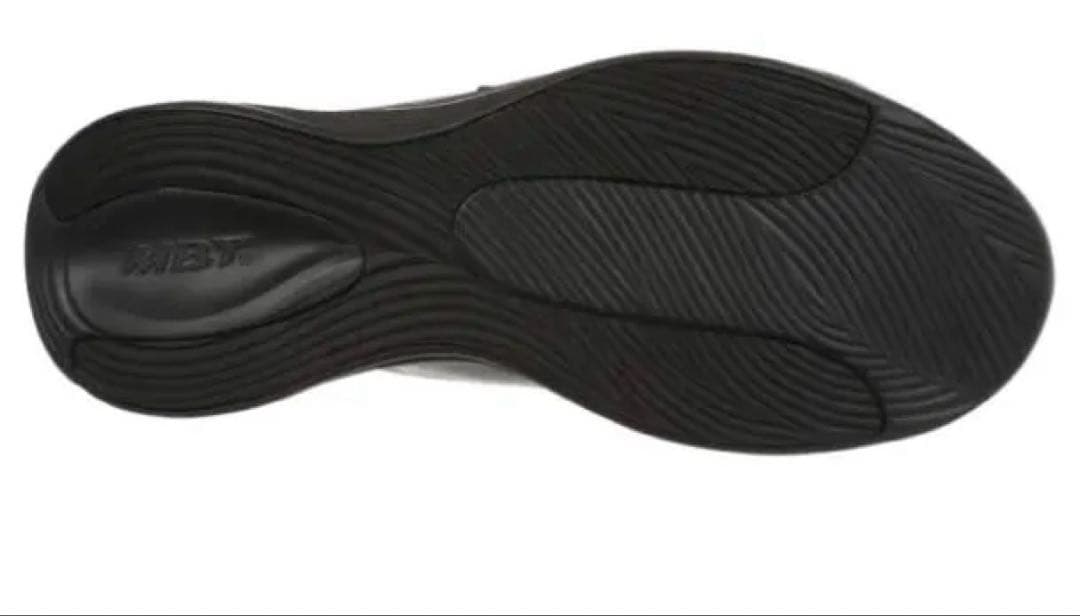 新品未使用　MBT レディース　ブラック スニーカー