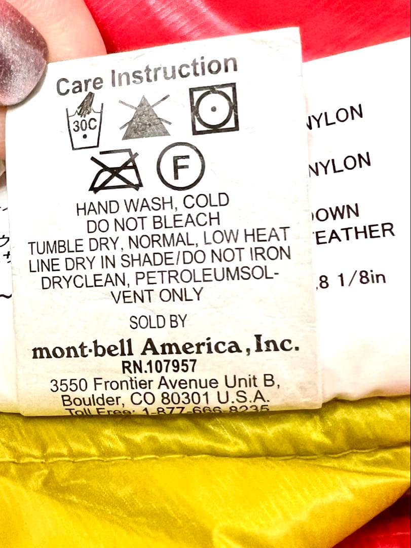 ○mont-bell スリムシェイプ寝袋 黄緑