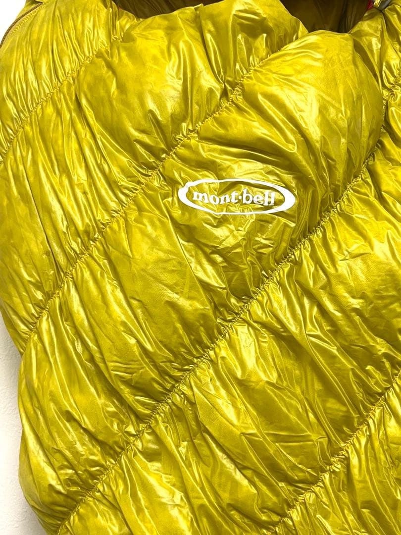 ○mont-bell スリムシェイプ寝袋 黄緑