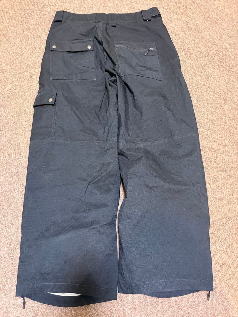 Oakley スキーウェア 黒/グレー 迷彩柄