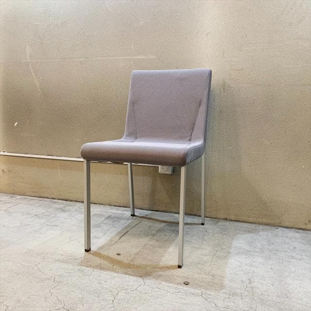 えっちゃん様　カッシーナイクスシーのブーメランチェア（グレー）