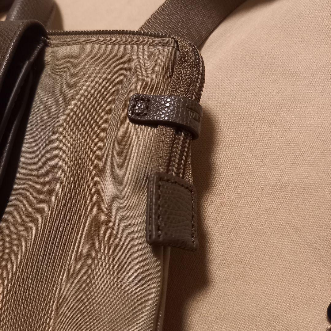 TUMI リュック・バックパック ベージュ