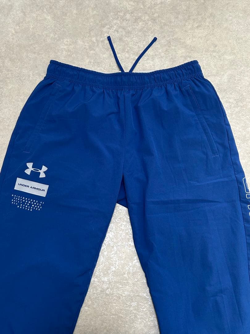 極美品 UNDER ARMOUR セットアップ L ウーブンジャケット パンツ