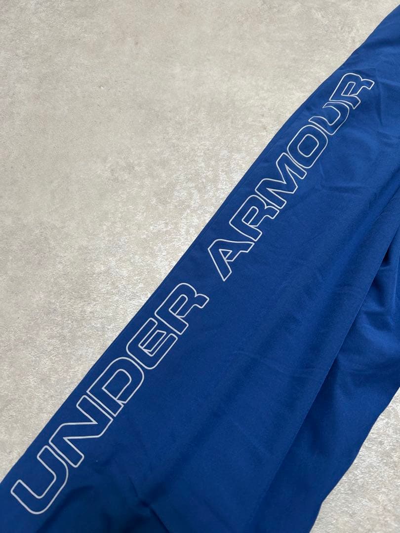 極美品 UNDER ARMOUR セットアップ L ウーブンジャケット パンツ